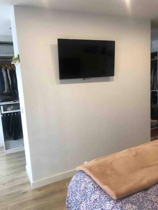 Apartamento A 100Metros De La Playa De San Lorenzo Gijón Exteriör bild