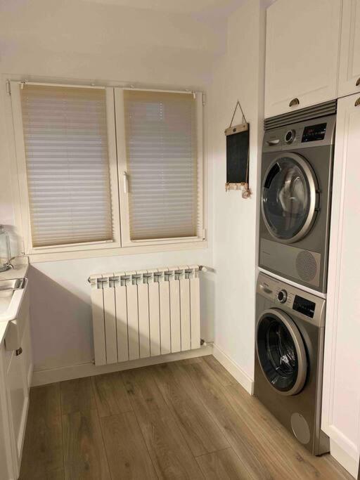 Apartamento A 100Metros De La Playa De San Lorenzo Gijón Exteriör bild