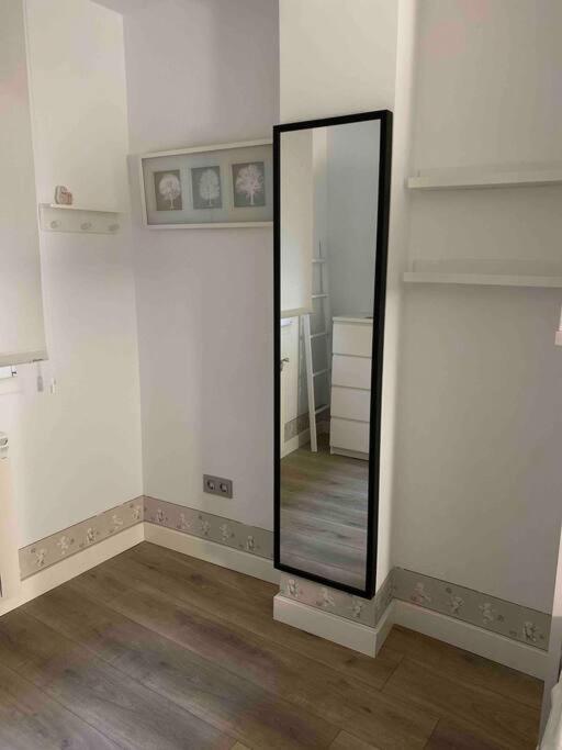 Apartamento A 100Metros De La Playa De San Lorenzo Gijón Exteriör bild