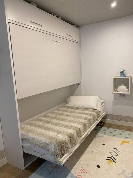 Apartamento A 100Metros De La Playa De San Lorenzo Gijón Exteriör bild