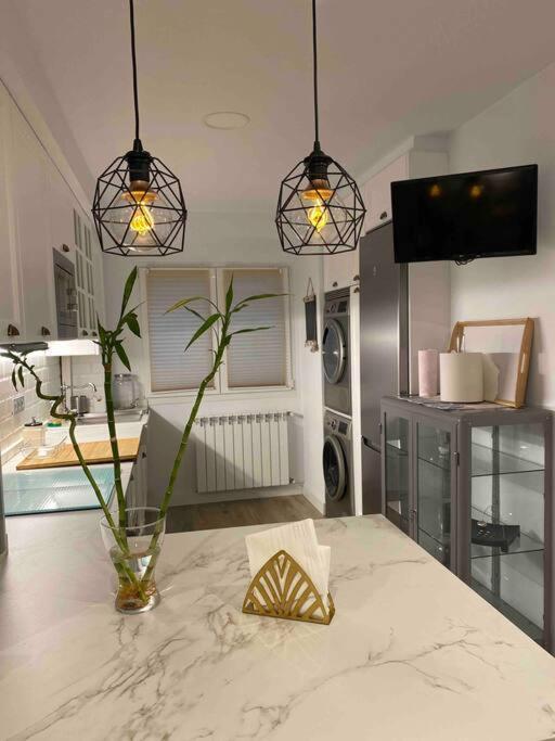 Apartamento A 100Metros De La Playa De San Lorenzo Gijón Exteriör bild