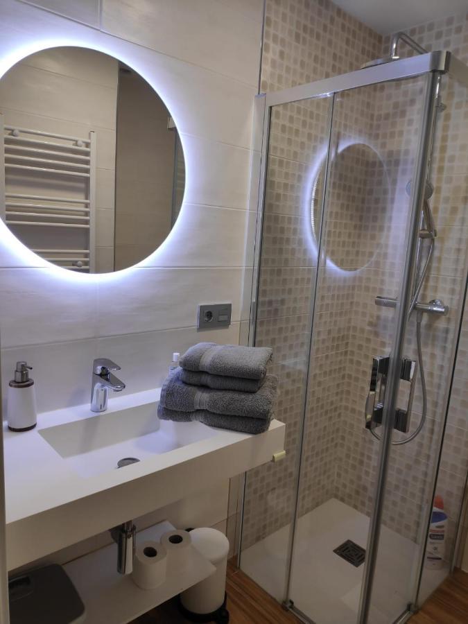 Apartamento A 100Metros De La Playa De San Lorenzo Gijón Exteriör bild